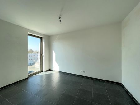 NIEUWBOUWAPPARTEMENT MET 1SLPK EN TERRAS - Foto 5
