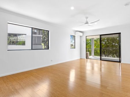 19/70 Norman Crescent, Norman Park QLD 4170 - Apartment For Rent | Domain - Photo 4
