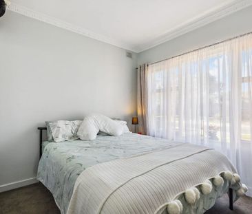 Centrally Located - Photo 5