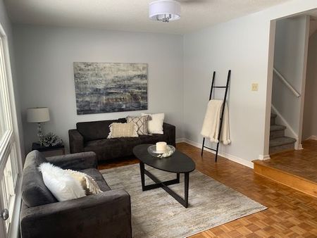 For Lease - 14 LARKSHIRE Lane Unit# E, Barrhaven, Ontario - Photo 3