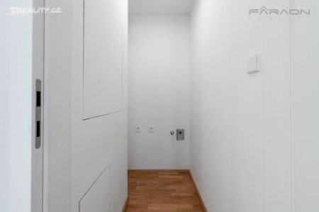 Pronájem bytu 2+kk 55 m² - Fotografie 5