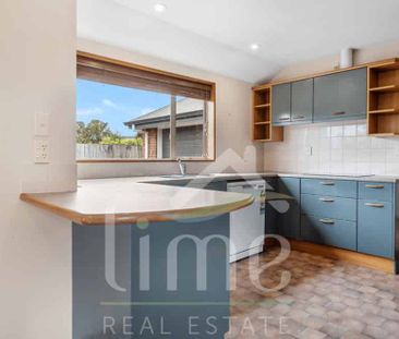 RENT ME! Key Location! - Photo 5