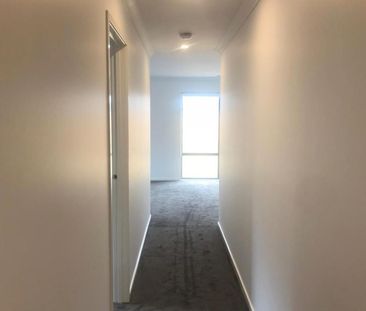 Family Home in Thornhill Park - Photo 4