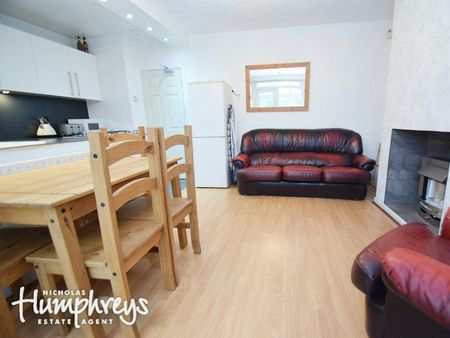 Newlands Street, Shelton, Stoke-On-Trent, ST4 - Photo 2