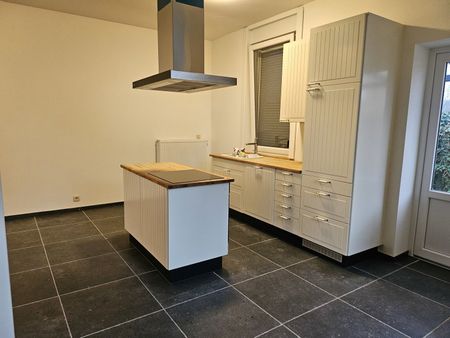 VRIJSTAANDE WONING MET 4 SLAAPKAMERS TE DILSEN-STOKKEM. - Photo 4