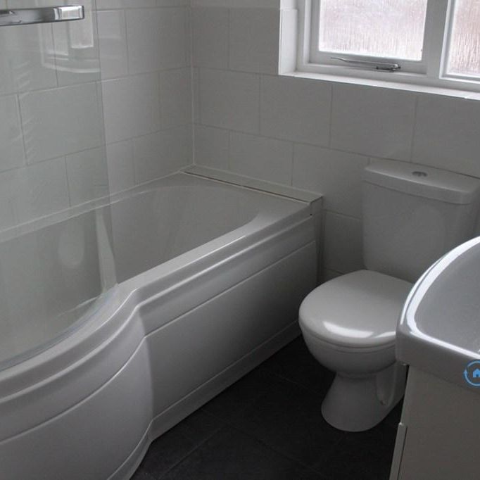 1 bedroom end of terrace house to rent - Photo 1