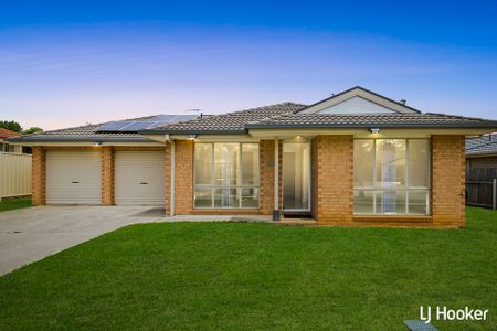 55 Lance Hill Avenue, Dunlop ACT, Belconnen - Photo 4