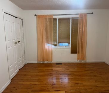 For Lease - 23 WESTCHESTER Drive, Kitchener, Ontario - Photo 6