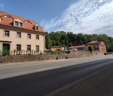 ***Charmanter Altbau, gemütlicher Grundriss, Einbauküche, Bad mit F... - Photo 3