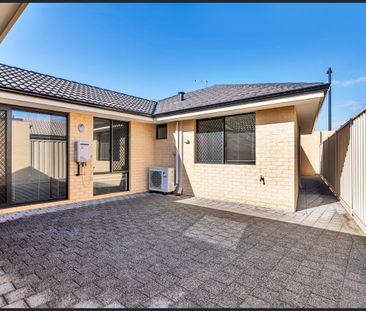 52 Delta Road, Baldivis WA 6171 - House For Rent | Domain - Photo 2