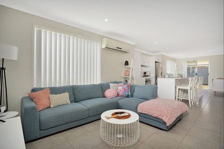 56 Wallarah Parade, North Lakes QLD 4509 - House For Rent - $635 | Domain - Photo 2