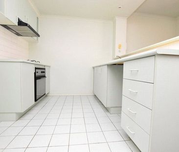9/16 Courtney Street - Photo 4