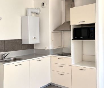 Appartement à louer 2 pièces • 47 m 2 Marseille 13 - Photo 2