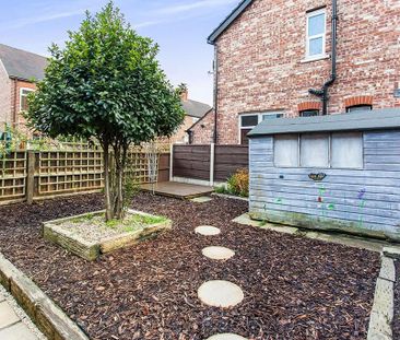 3 bedroom semi-detached house to rent - Photo 3