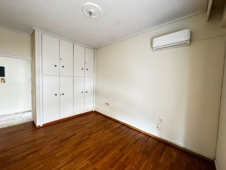 Διαμέρισμα για ενοικίαση Κάτω Γλυφάδα (Γλυφάδα) - Photo 2
