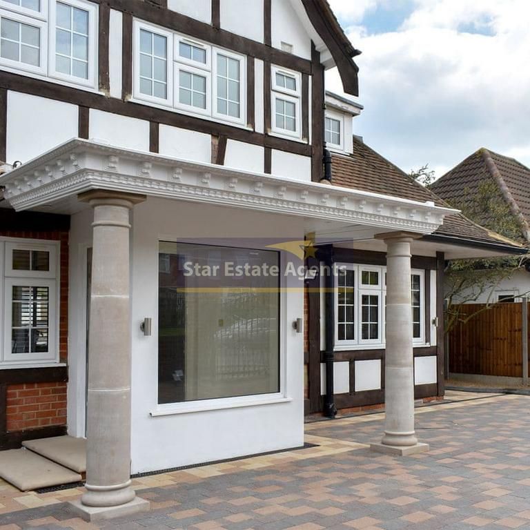 6 bedroom detached house to rent - Photo 1