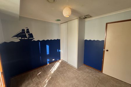 Spacious Home with Large Shed! - Photo 3