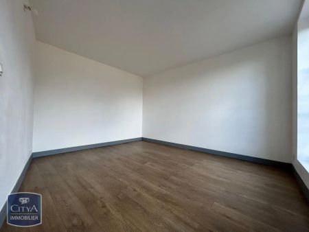 Appartement à louer 4 pièces 90.57m² - Photo 2