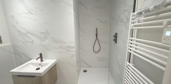 1 Bed Flat, Great George Street, LS1 - Photo 2