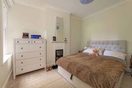 2 Bed Flat, Elmhurst Mansions, SW4 - Photo 4