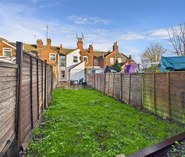 3 bedroom terraced house to rent - Photo 5