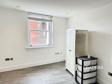 studio to rent Windsor Street, Brighton, East Sussex, BN1 - Photo 2