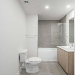 2 CH - 1 SDB - Montréal - $2,430 /mo - Photo 2