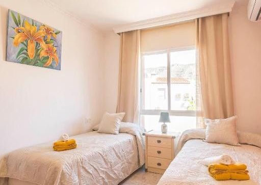 3 room luxury Duplex for rent in Nerja, Spain