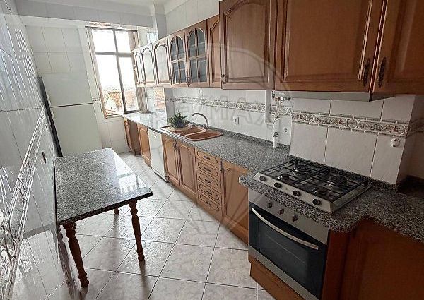 Apartamento T3 em Lisboa