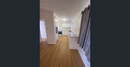 Charming 3-Bedroom Home - Photo 5