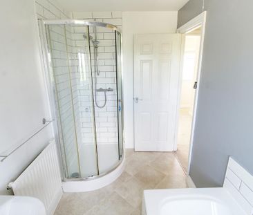 2 bedroom semi-detached house to rent - Photo 4