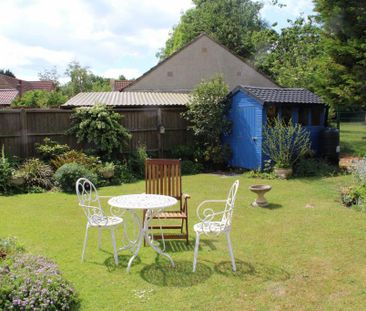 2 bedroom detached bungalow to rent - Photo 6