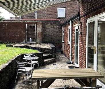 Fully-Furnished Co-Living Rooms Room 4 - Photo 4