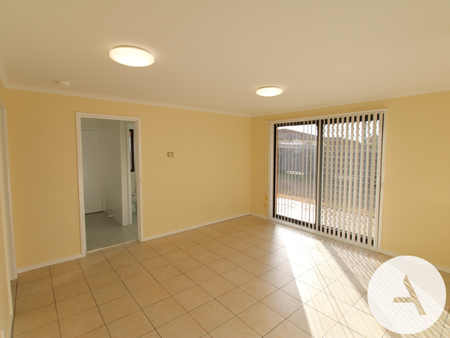 15 Hayden Close, Florey ACT 2615 - House For Rent | Domain - Photo 2