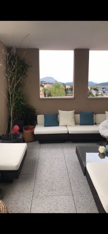 T2 avec grande terrasse vue Ste Victoire chauffage compris - Photo 3