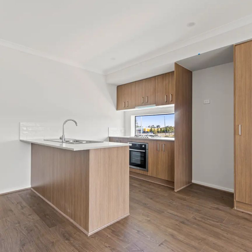 “Brand new three bedroom Townhouse” - Photo 1