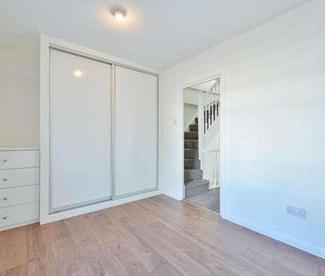 Sparrows Herne, Wd, Bushey, WD23 - Photo 6