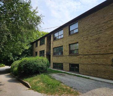 For Lease - 450 Arlington Avenue Unit# 7, Toronto, Ontario - Photo 4