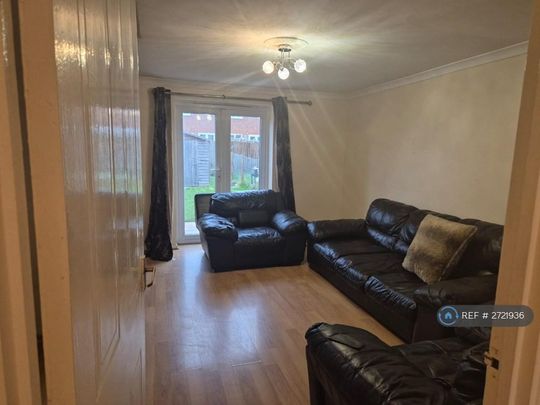 2 bedroom terraced house to rent - Photo 1