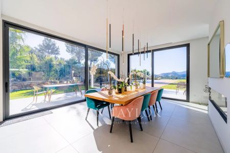 Villa à louer Aix-En-Provence, Provence, France15 000 EUR / Mois - Photo 3
