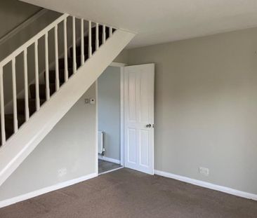 2 bedroom semi-detached house to rent - Photo 6