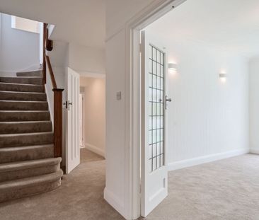 Eastlands Crescent, London, SE21 - Photo 4