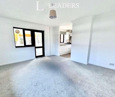 Rackham Close, NR31 - Photo 4