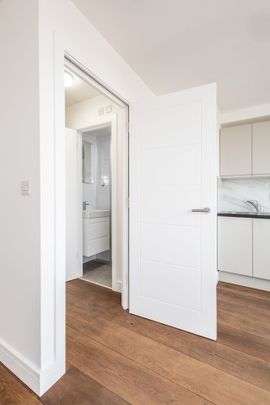 Studio Flat, Rubens House, N3 - Photo 1