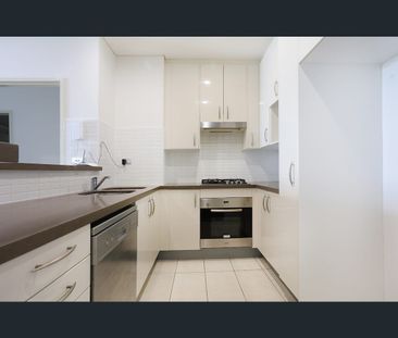 527/1 - 3 Aqua Street, Southport, Qld 4215 - Photo 1