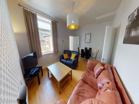 4 bedroom house to rent - Photo 1