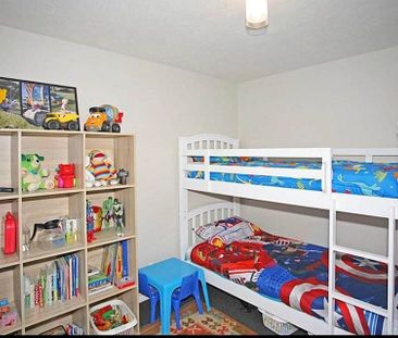Large family home with big backyard for Rent - Photo 6