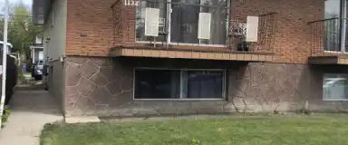 1132B: Lower 4 plex on 20 Avenue N.W. | 1132 20 Avenue Northwest, Calgary - Photo 1