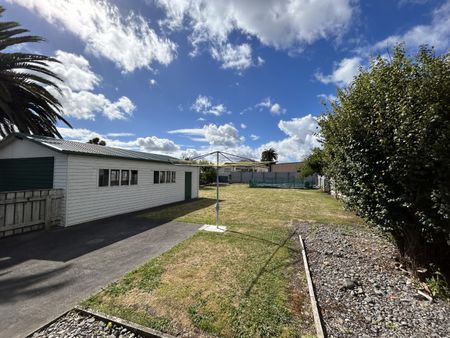 94 Victoria Street, Hawera - Photo 4