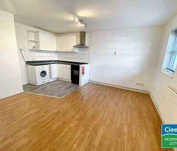 1 bed ground floor flat to rent in High Street, Cheltenham, GL50 - Photo 3